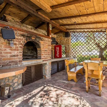 House Olive Garden Vikendica Brzac