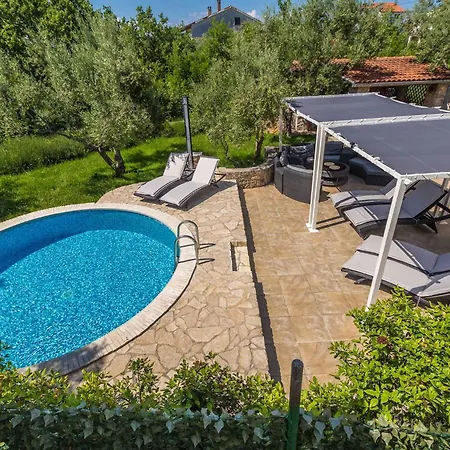 Vikendica House Olive Garden *